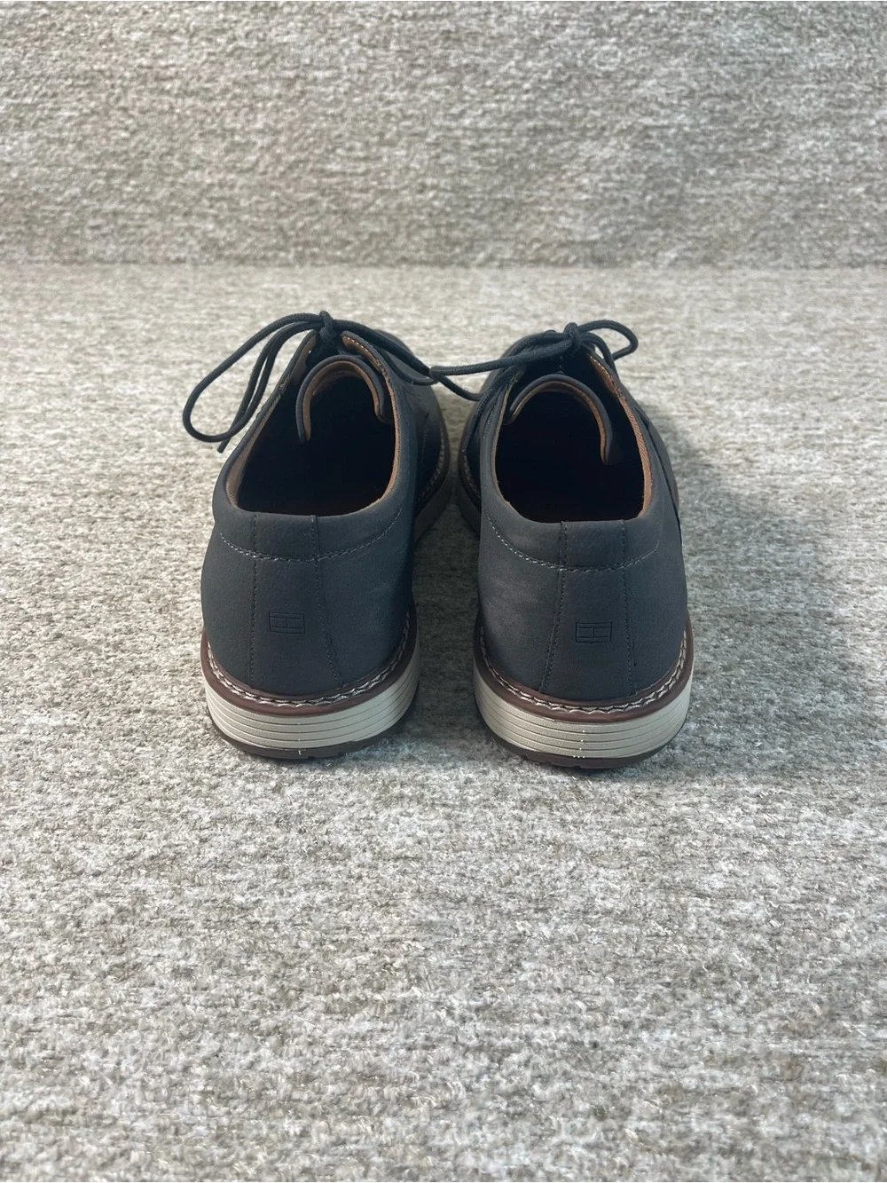 Tommy Hilfiger Hiday Men’s Oxford Dark Gray Casual Shoe Size 11. SKU#0420